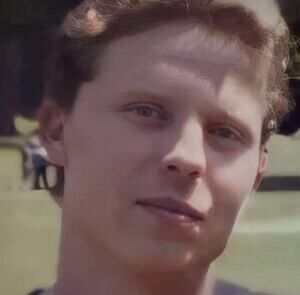 Meet your Posher, Dimitri